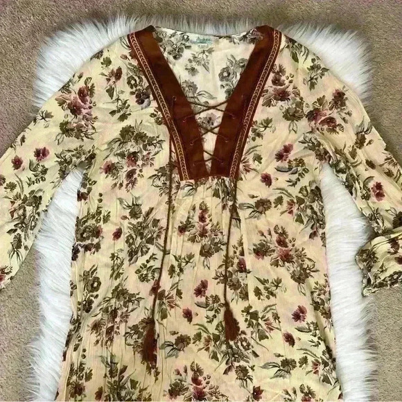 Altar’d State Boho Deep V Tie Floral Tunic Top / Dress - Picture 3 of 6